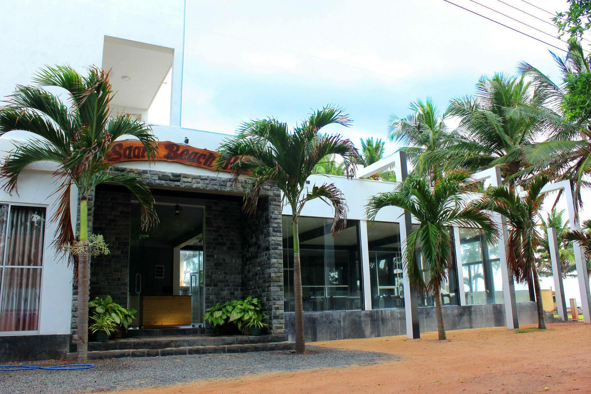 Saara Beach Hotel Marawila Eksteriør billede